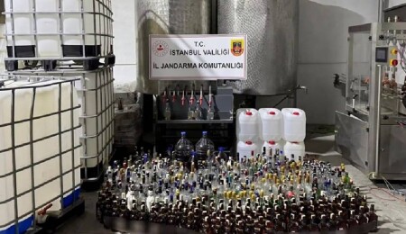 Türkiye'de "Çengel-16" operasyonlarında 50 bin 105 litre sahte ve etil alkol ele geçirildi