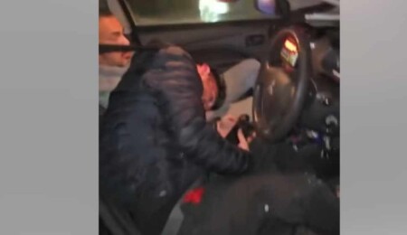 Ana yolda uyuyan şoför ve yolcuya narkotik baskını: İkisi de tutuklandı