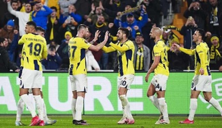 Fenerbahçe, tur için sahaya çıkıyor