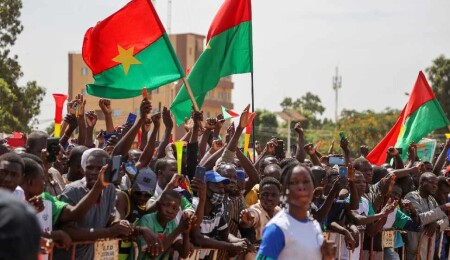 Burkina Faso’da tüm siyasi partiler feshedildi