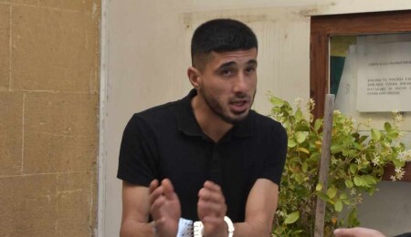 Arkadaşlarını KKTC'ye getirme vaadiyle dolandırmakla itham edildi: 3 gün tutuklu kalacak