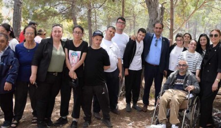 Gardiyanoğlu, özel gereksinimli gençlerle piknikte buluştu