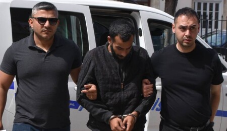 Acil serviste yangın tüpüyle cam kapıyı kırdı: 2 gün tutuklu kalacak