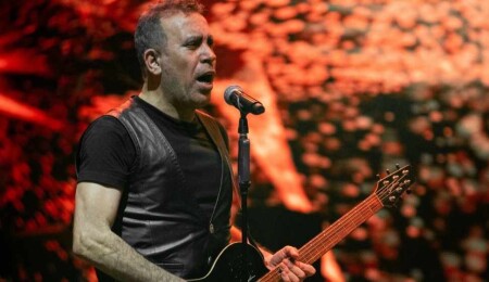 Merit Royal Diamond, Haluk Levent şarkıları ile coştu