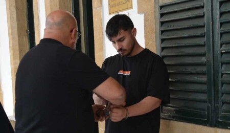 Arkadaşıyla şakalaşırken 5 metreden düşmesine neden olmakla itham edilen Aytekin, 3 gün daha tutuklu kalacak