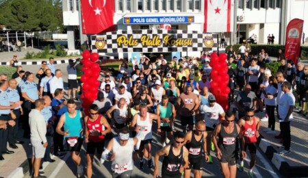 Polis-Halk Koşusu Lefkoşa’da yapıldı