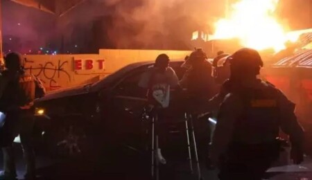 Trump 1965’ten bu yana ilk kez uygulanan yetkiyle müdahale etti! Los Angeles’ta göçmen operasyonları gerilimi tırmandırdı