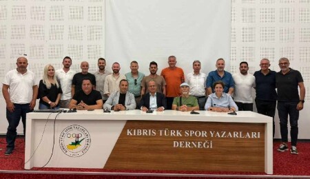 CTP Spor Komitesi, KTSYD’yi ziyaret etti: Sporu tüm paydaşları ile birlikte yöneteceğiz