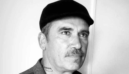 Tiyatro sanatçısı ve yönetmen Cengiz Bayraktaroğlu vefat etti