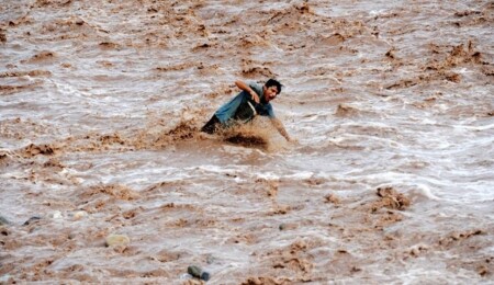 Pakistan'da aşırı yağışlar nedeniyle 38 kişi hayatını kaybetti