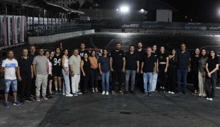 Yakın Doğu Koleji öğretmenleri Drift NEU Event Park’ta yılın yorgunluğunu attı