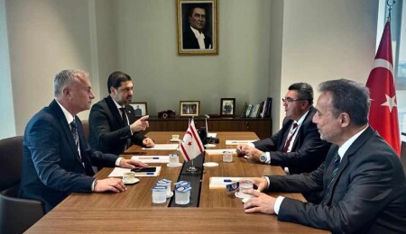 Savaşan: TÜRKPA ve Bulgaristan HÖH heyetini Meclis’te ağırladık