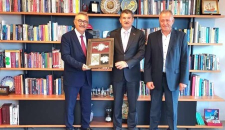 DAÜ Vakıf Yöneticiler Kurulu‘ndan Türkiye Cumhurbaşkanlığı Başdanışmanı Prof. Dr. Çağrı Erhan'a ziyaret