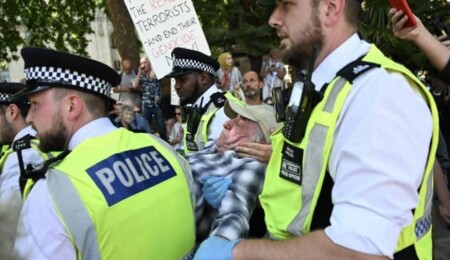 İngiltere'de yasaklı "Palestine Action" grubuna destek eyleminde gözaltı sayısı 466'ya çıktı