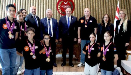 Öztürkler: İzolasyonlar sporun ruhuna aykırı