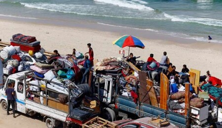 Gazans Return to Wrecked Homes as Israeli Forces Pull Back Under Ceasefire