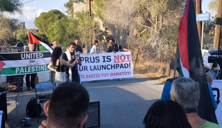 Lefkoşa’da İngiliz Üsleri tepkisi: Eylem Lefkoşa, İngiltere ve ABD ile eş zamanlı