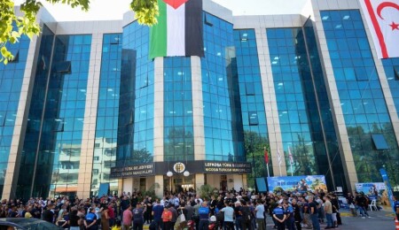 Lefkoşa Türk Belediyesi: Filistin bayrağı belediye binasında dalgalandırılacak