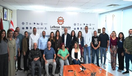 Lefkoşa Maratonu’nda sponsorlara teşekkür plaketi: Bir sonraki maraton 25 Ekim 2026’da