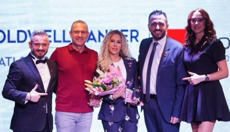 Noyanlar Şirketler Grubu, Kuzey Kıbrıs yatırım fırsatlarını İzmir’de tanıttı