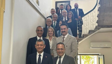 CHP Lideri Özgür Özel, adaya geldi: İlk durağı CTP oldu