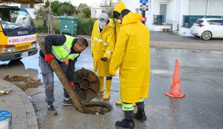 Hüseyin Amcaoğlu: Yağışlar öncesi drenaj ve kanal temizlikleri yoğunlaştırıldı