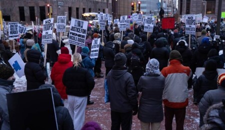 ABD ordusunun, Minneapolis'e olası konuşlanma için ilave asker hazırladığı iddia edildi