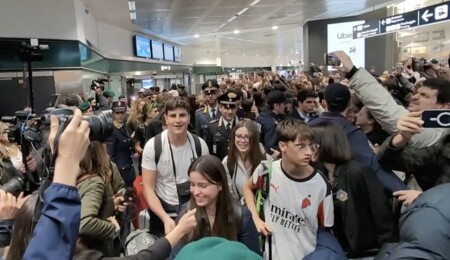 İtalya, Körfez ülkelerindeki vatandaşlarını tahliye etmeyi sürdürüyor