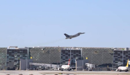 6 Türk F-16'sı KKTC'ye konuşlandırıldı