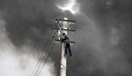 ABD-İsrail'in saldırılarında İran'daki elektrik şebekeleri hedef alındı