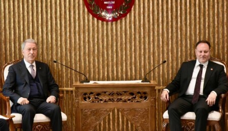 Öztürkler ile Akar basın toplantısı düzenledi: Birlikte olduğumuz sürece aşamayacağımız engel yok