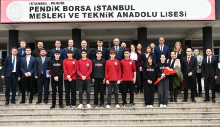 Çavuşoğlu, İstanbul’da temaslarda bulundu: Mesleki eğitime yönelik iş birliği ele alındı