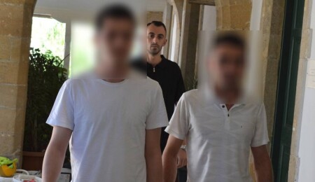 2 gram uyuşturucu ile yakalandılar: 3 gün tutuklu kalacaklar