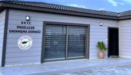 Engelliler Dayanışma Derneği’nden 170 çocuğa bayramlık kıyafet desteği