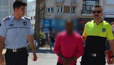 Başkasının kimliğini kullanma suçundan tutuklanan zanlı bir ayı aşmayacak süreyle cezaevine gönderildi