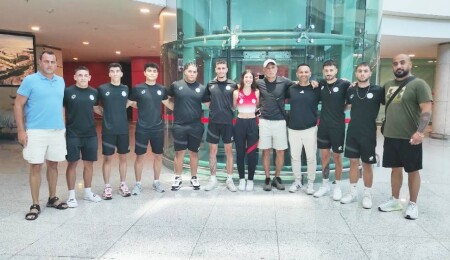 Atletizm Federasyonu U20 kafilesi Eskişehir’de şampiyona için adadan ayrıldı