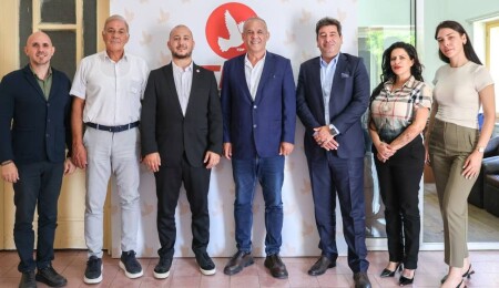 TAM Parti, TDP’yi ziyaret etti: Siyasi diyalog ve karşılıklı temasın önemine vurgu yapıldı