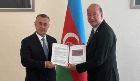 Dinçyürek, Azerbaycan’da temaslarda bulunuyor: İlişkilerin her alanda devam etmesi temennisinde bulunuldu
