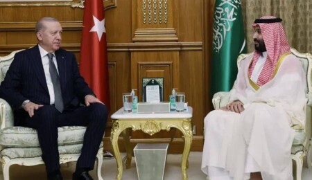 Suudi Arabistan, Türkiye ve Pakistan'dan tarihi savunma ittifakı: İmzalar atıldı