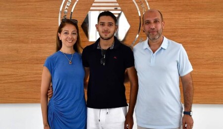 DAÜ mezunu anne-babanın oğulları da DAÜ’yü tercih etti