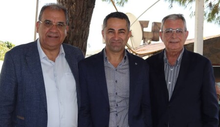 Tunçbilek, Boğaz’da vatandaşların sorunlarını dinledi: Sıkıntılarınızın çözümü için çalışacağız