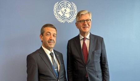 Bakan Ertuğruloğlu, BM Barış Gücü operasyonlarından sorumlu Genel Sekreter Yardımcısı Lacroix ile görüştü