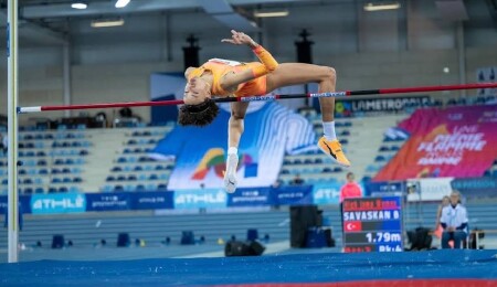 Buse’den Fransa’da üçüncülük