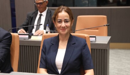 Doğuş Derya: Devletine sahip çıktığını söyleyenler, devletin anahtarını devretti