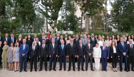 KKTC’de görev sürelerini tamamlayan öğretmenlere veda: Aramızdaki deniz tek milleti hiçbir zaman ayıramaz