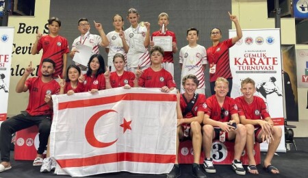 Karatecilerimiz Bursa’da kürsüde yer aldı