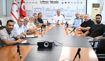 Lefkoşa Sanayi Bölgesi’ndeki hurda araçlar kaldırılıyor