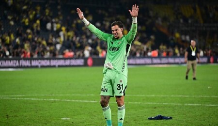 Fenerbahçe'de kaleci Ederson, Brezilya Milli Takımı'na çağrıldı