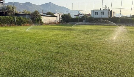 Düzkaya Spor Kulübü’nün antrenman sahasının bozulan zemini yenilendi