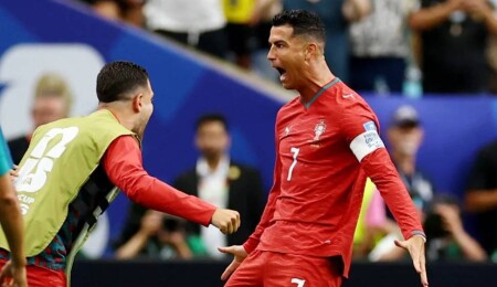 Cristiano Ronaldo ağları sarstı: Rekor kırarak tarihe geçti